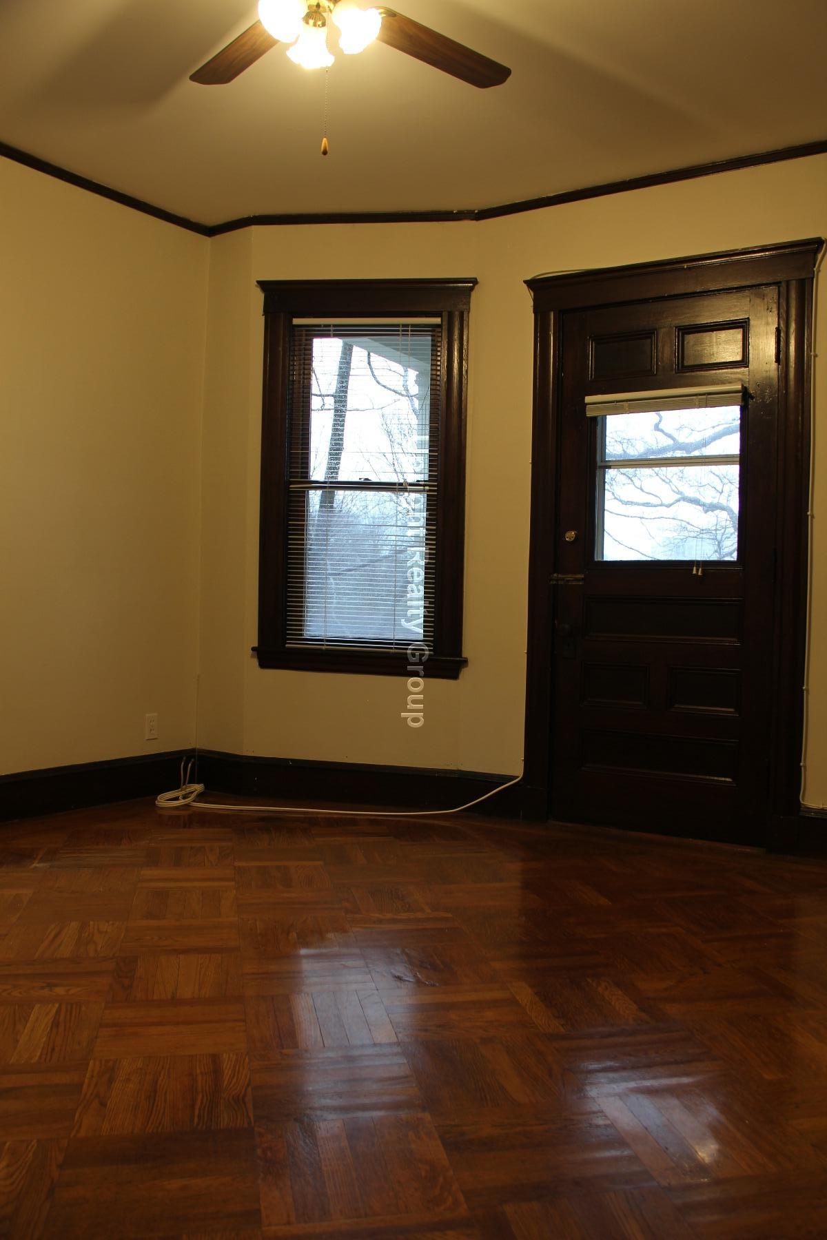 3 bed, 1 bath apartment for rent at 30 Jamaica Rd Unit 2, Brookline — photo 16 of 19