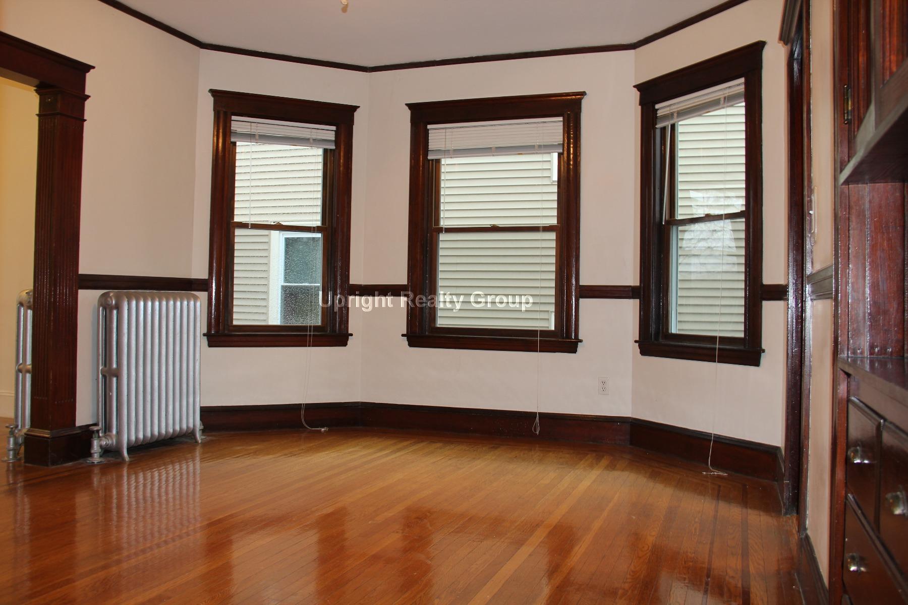 3 bed, 1 bath apartment for rent at 30 Jamaica Rd Unit 2, Brookline — photo 18 of 19