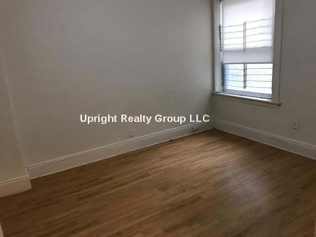 3 bed, 1 bath apartment for rent at 12 Mount Hood Rd Unit 5, Brighton — photo 3 of 6