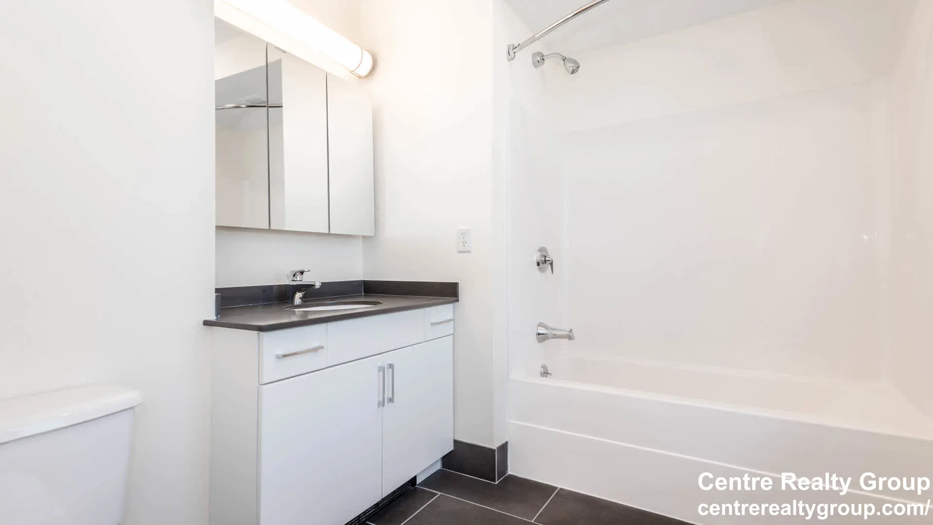 70 Hope Ave, Banks Square