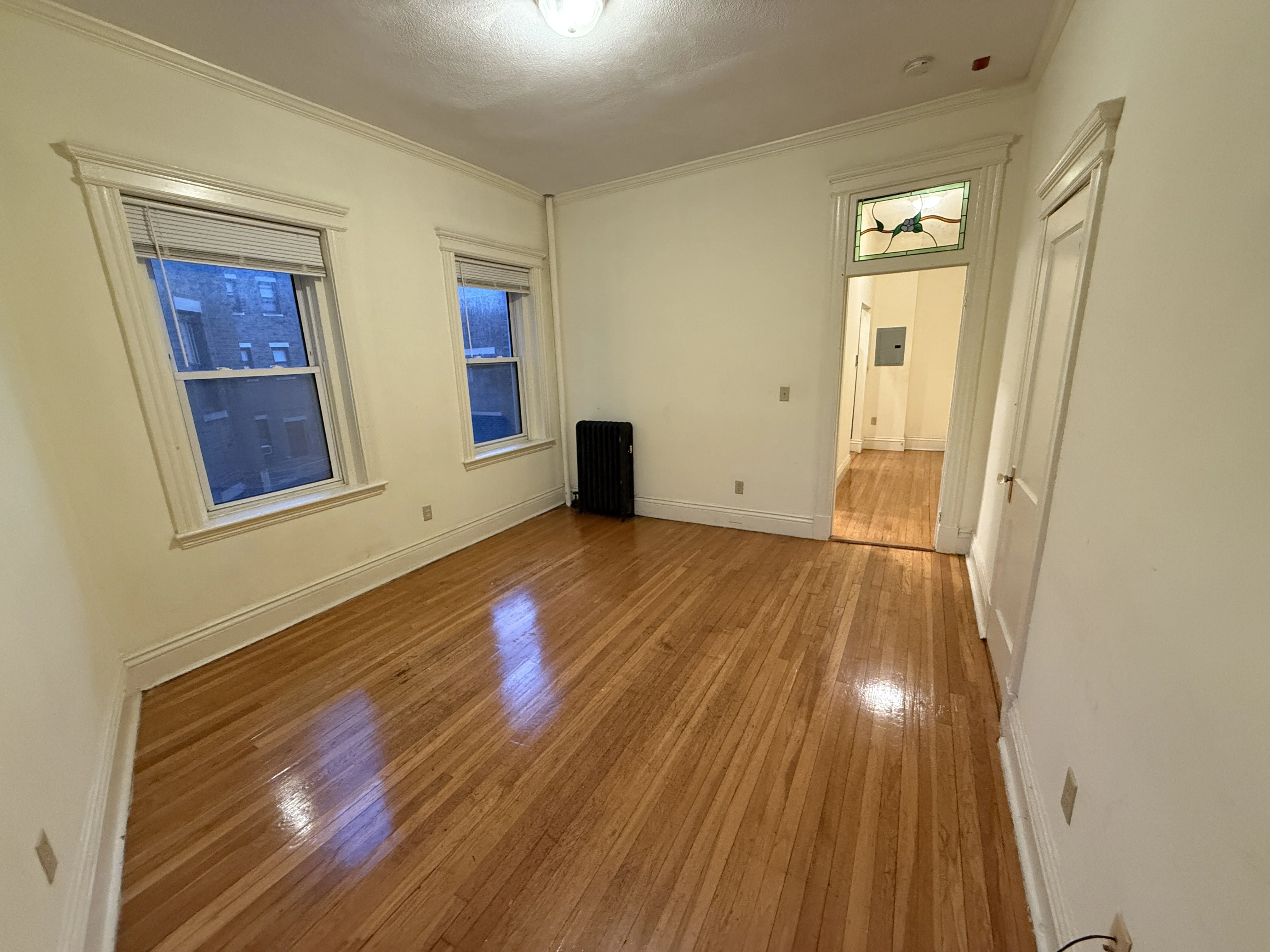 106 Queensberry St, Fenway