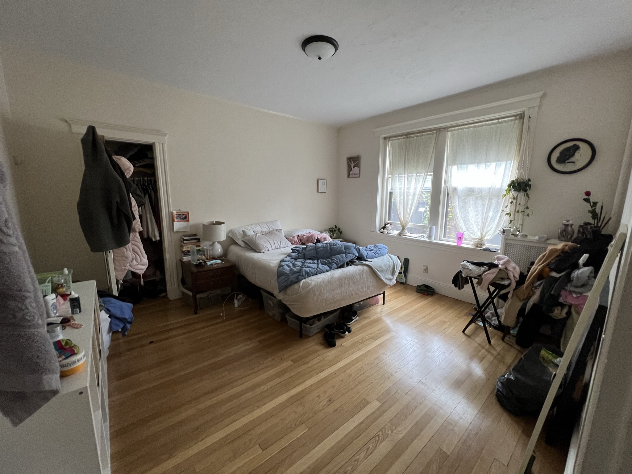 2 bed, 1 bath apartment for rent at 14 Alton Pl Unit 1, Coolidge Corner — photo 4 of 7