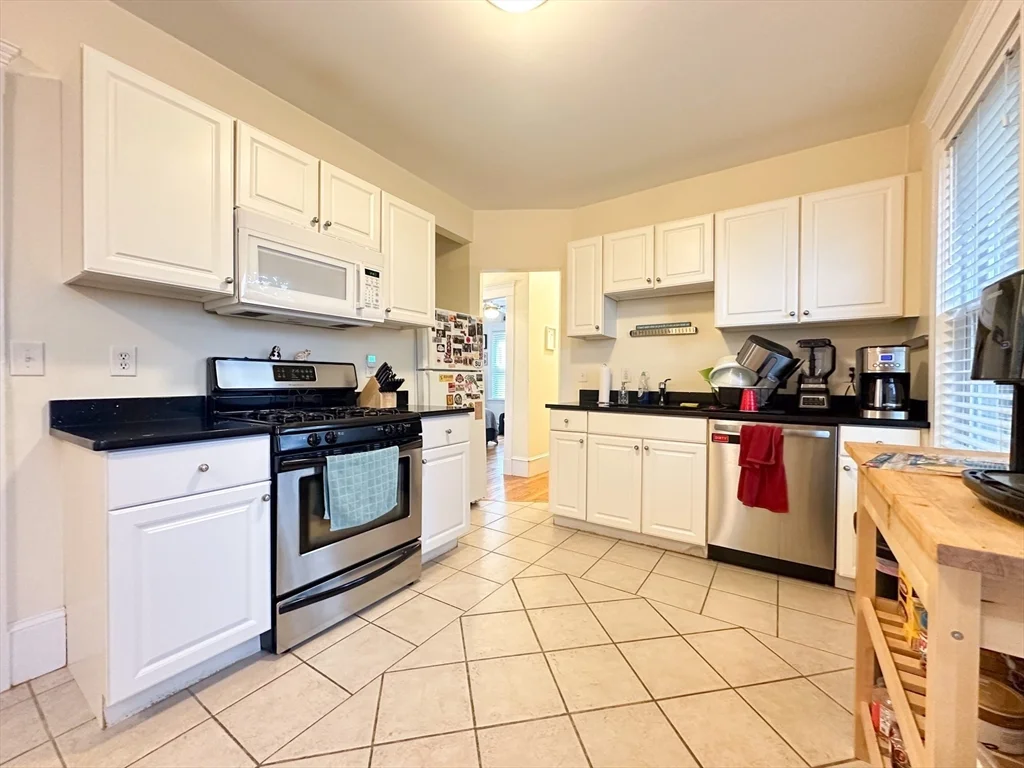 152 Homes Ave, Dorchester