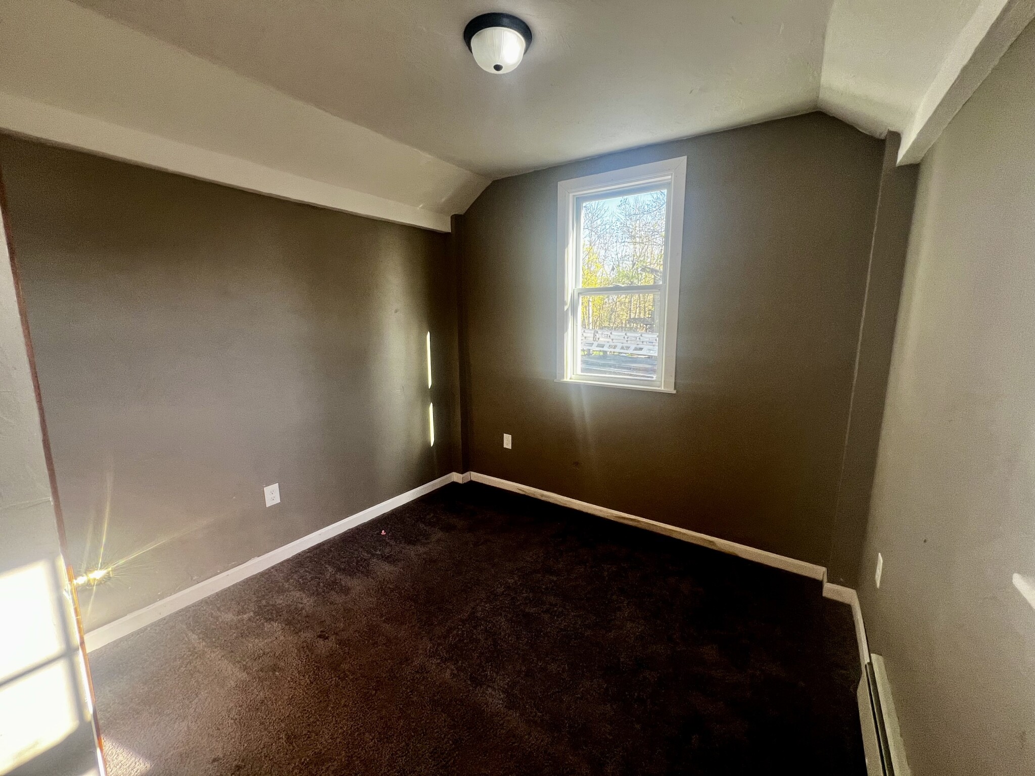 1509 Turnpike St, North Stoughton