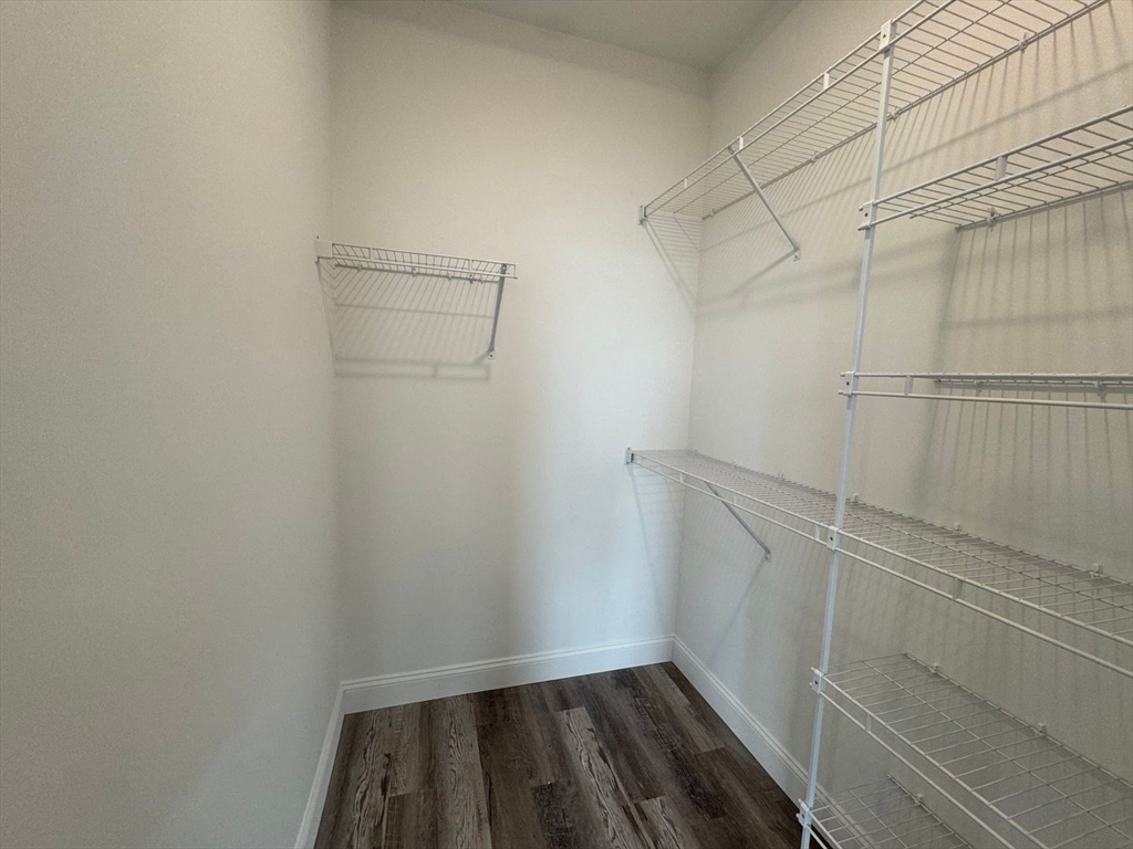 1473 North Shore Rd, Revere