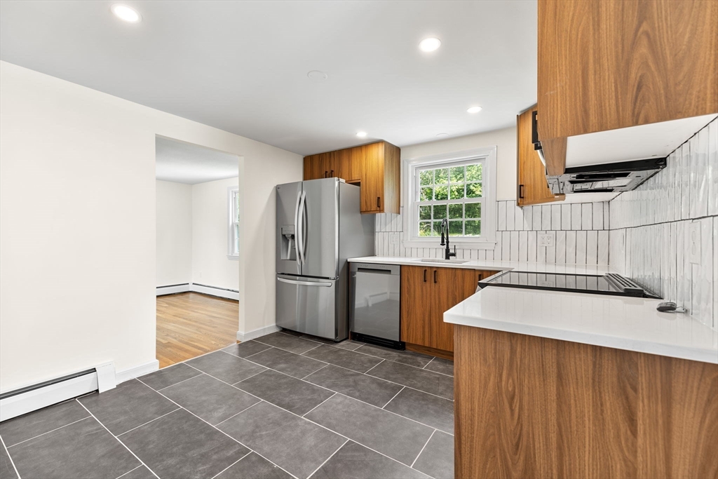 194 Glenellen Rd, West Roxbury