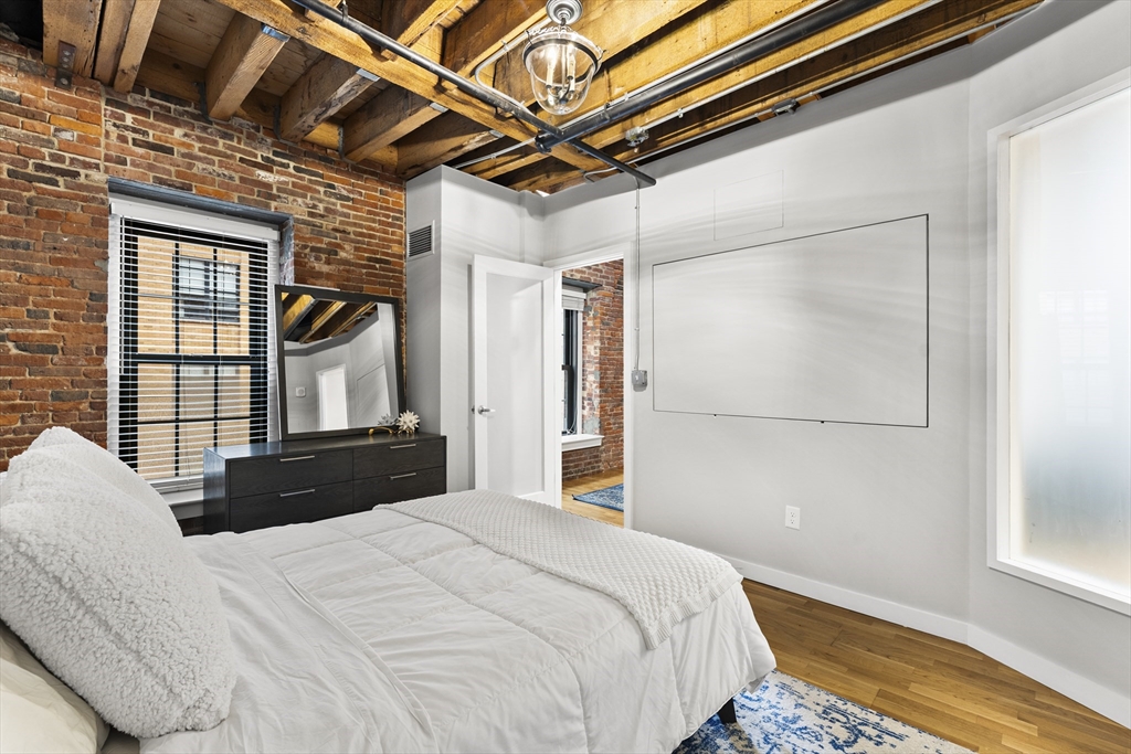 101 Broad St, Waterfront