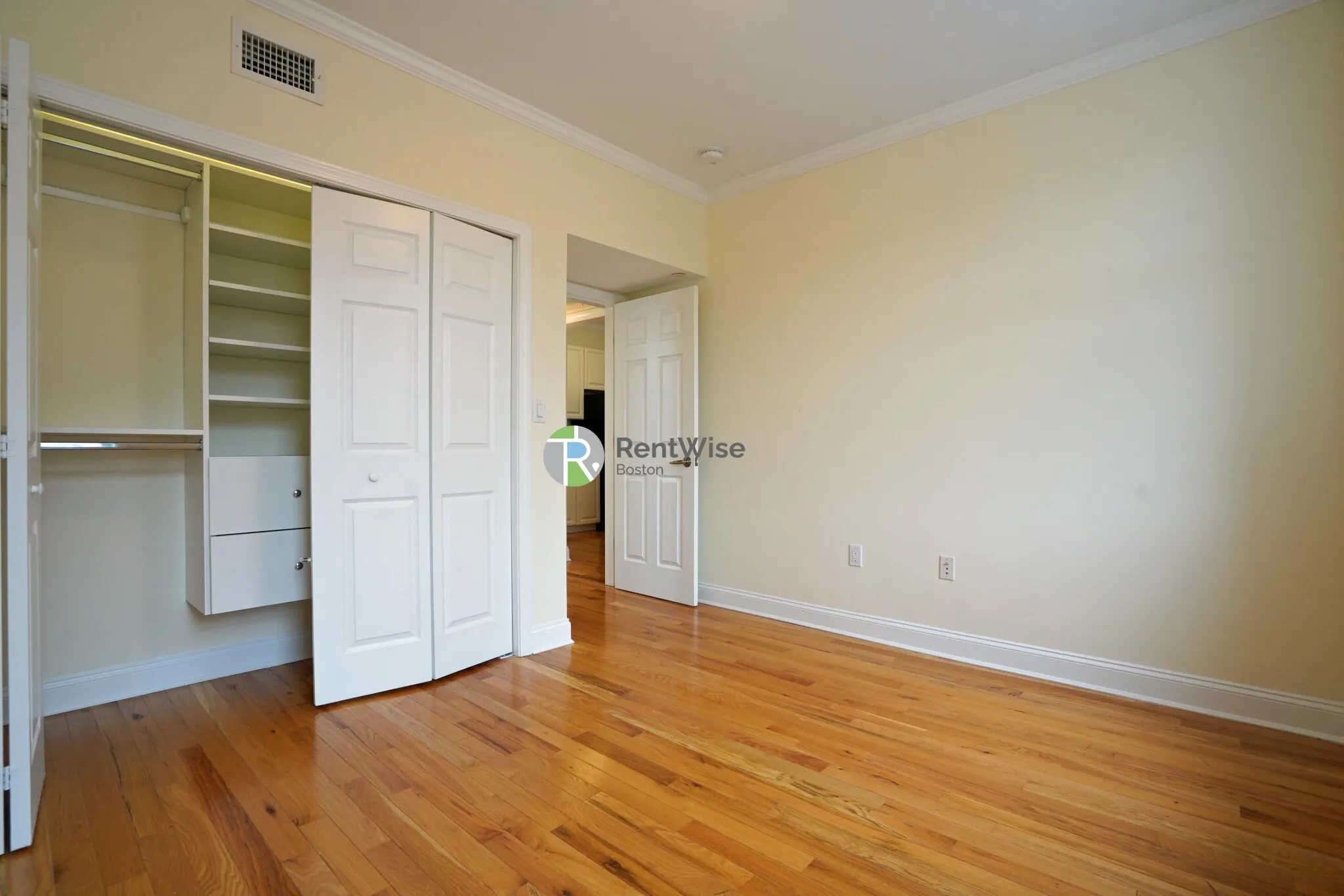 1 Chauncy St, Neighborhood Nine