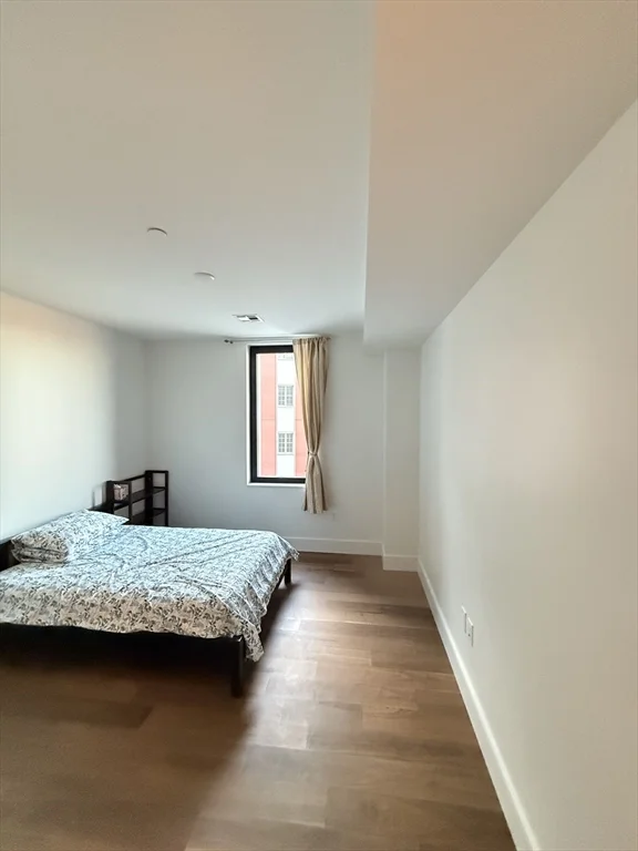 1515 Commonwealth Ave, Brighton