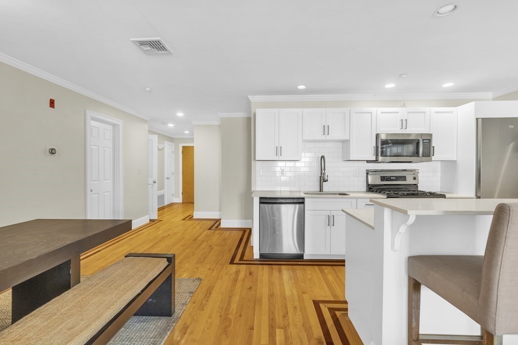 39 Dorchester St, South Boston