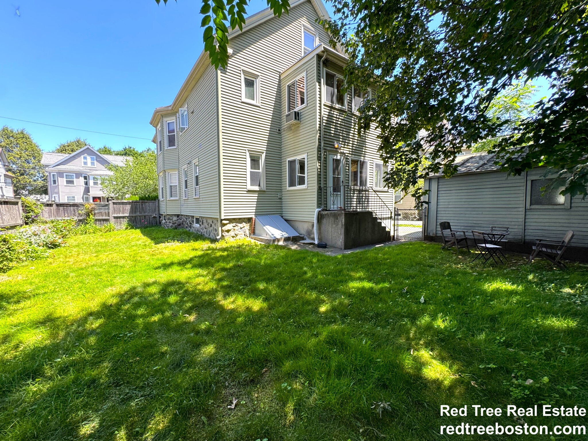 23-25 Fuller St, South Side