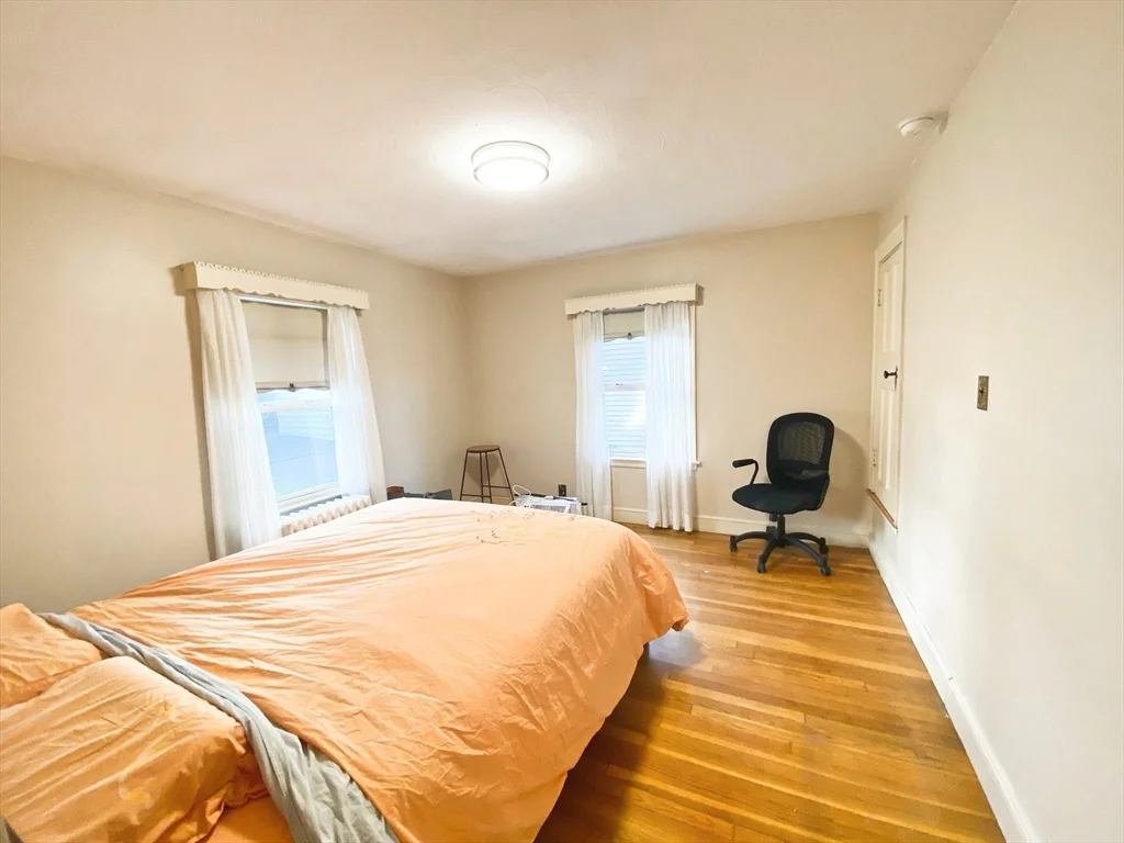 143 Shore Dr, Ten Hills