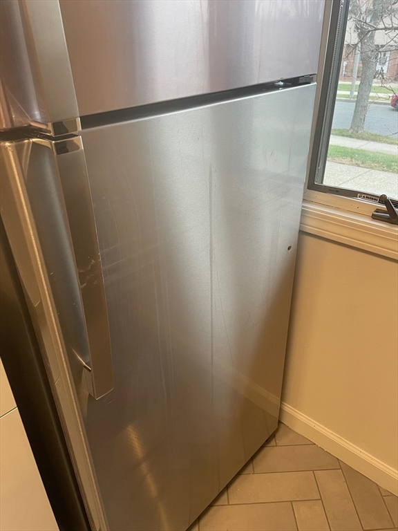 115 St Kolbe Dr, Holyoke