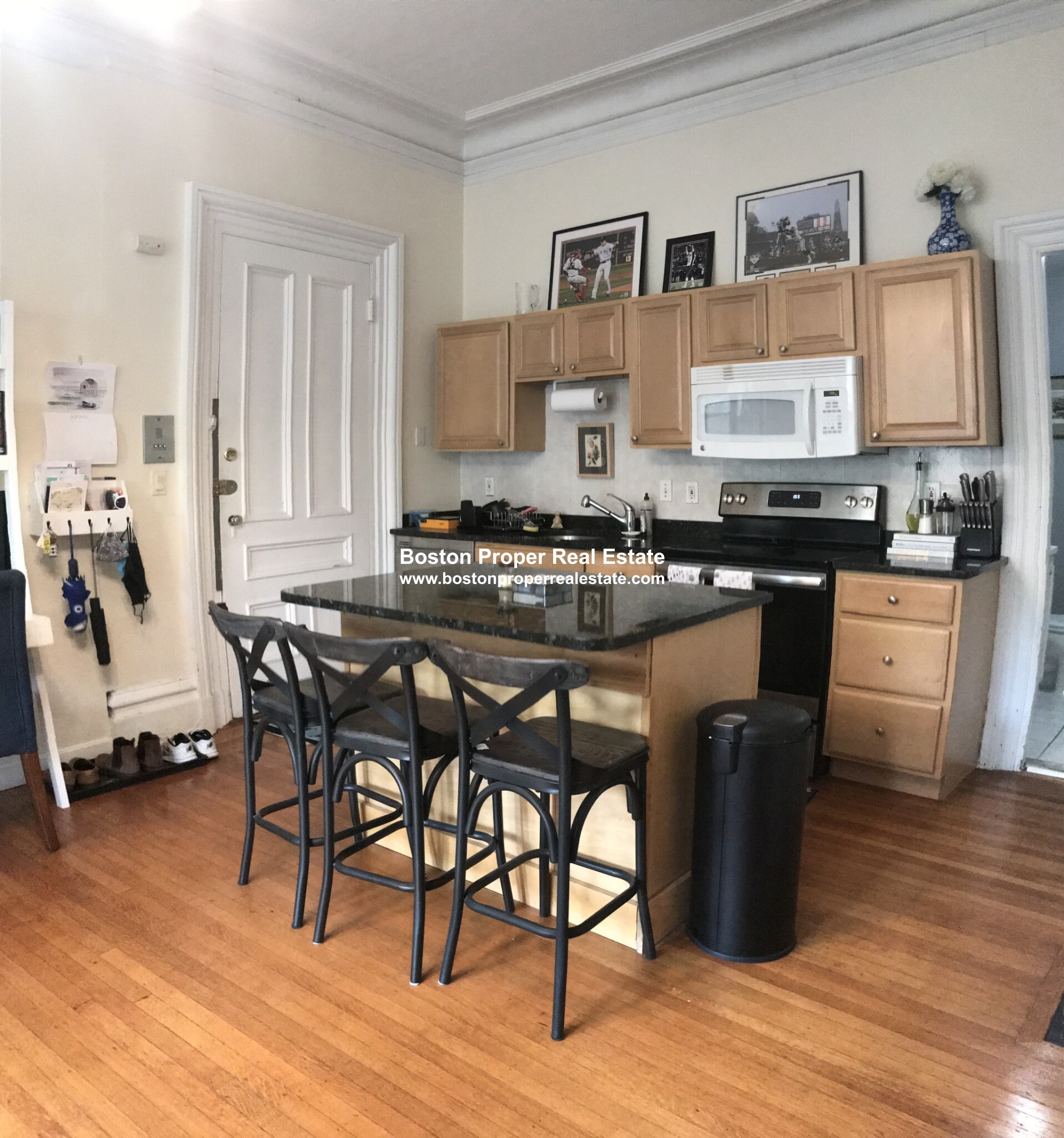 177 Marlborough St, Back Bay