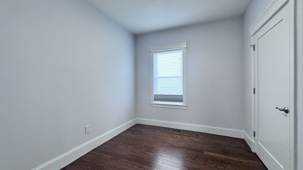 27-29 Aberdeen Rd, Somerville