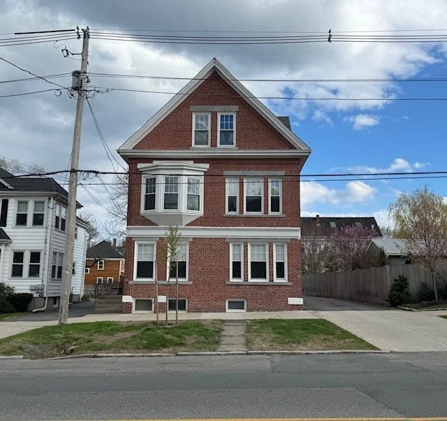 45 Broad St, Salem