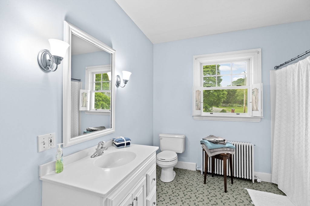 4 Glover Ave, Allerton