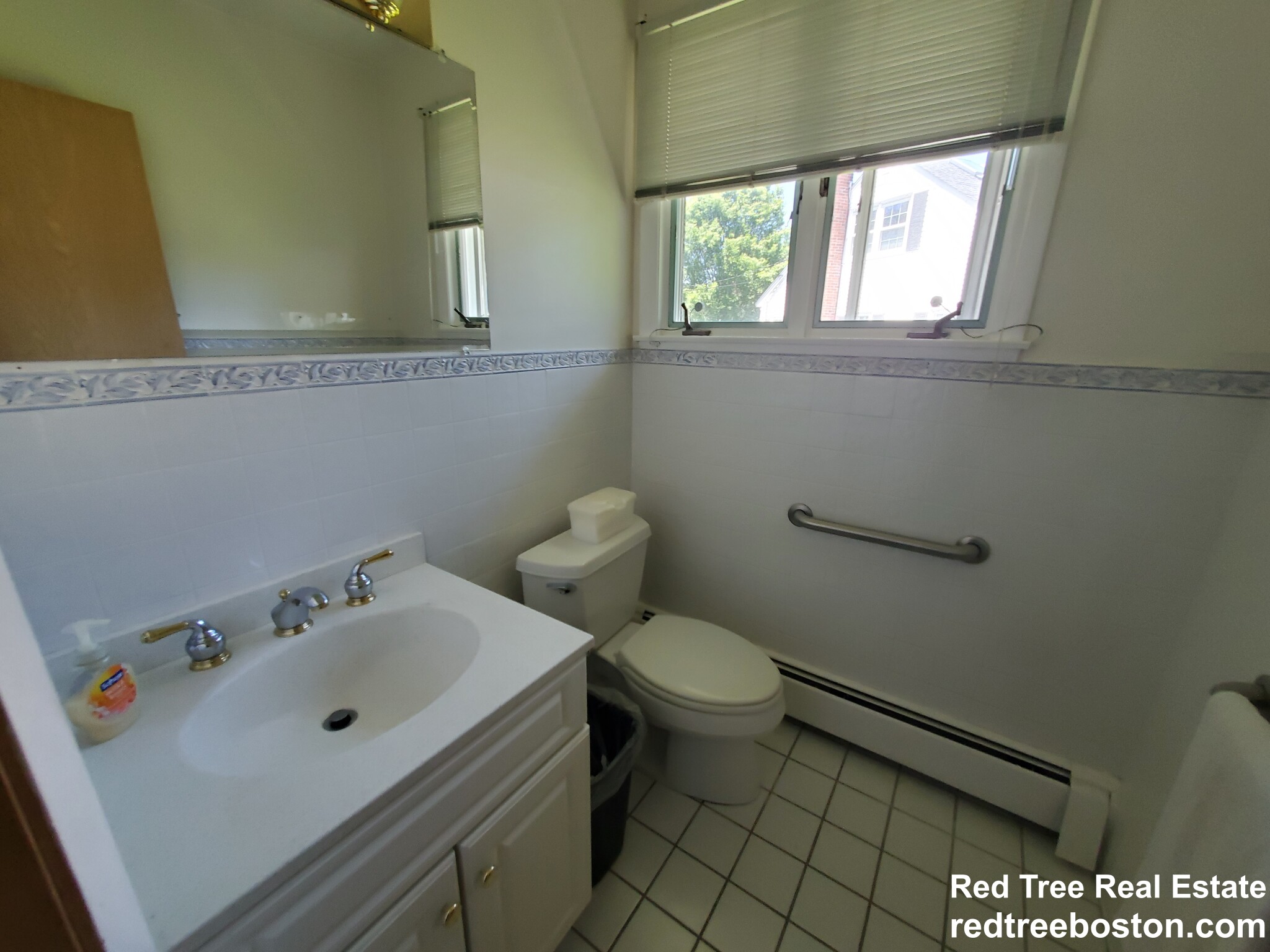 20 Mossdale Rd, Jamaica Plain