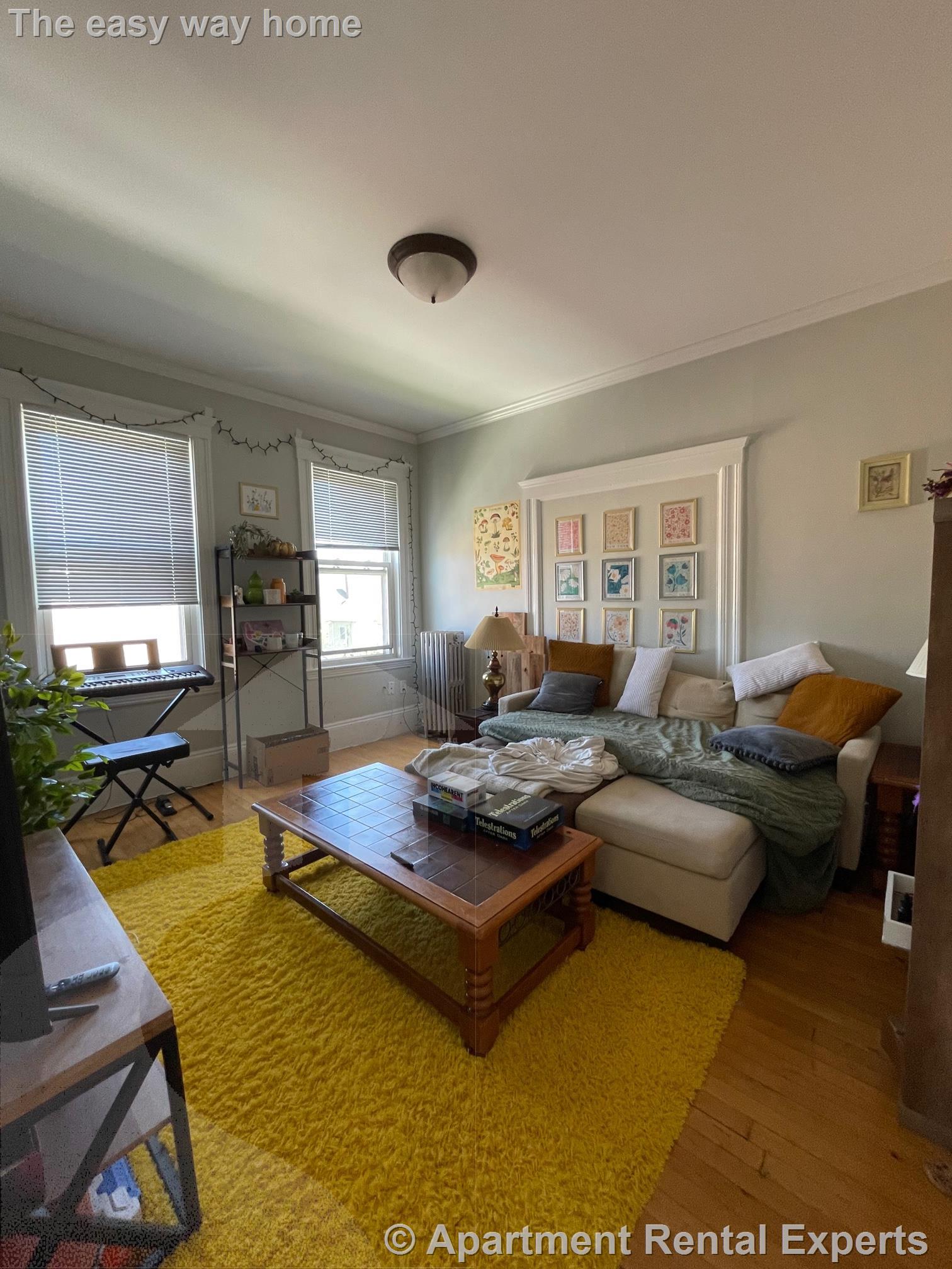 15 Farragut Ave, Teele Square