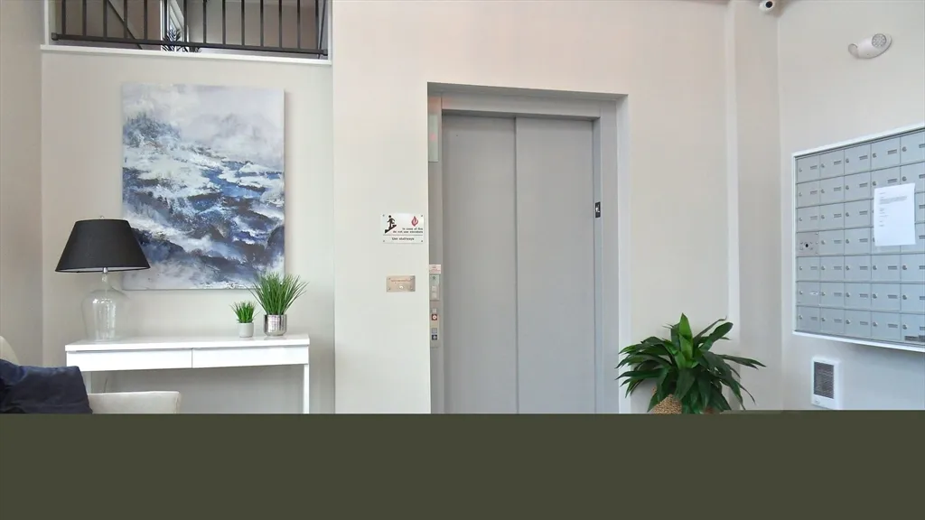 76 Stonley Rd, Jamaica Plain