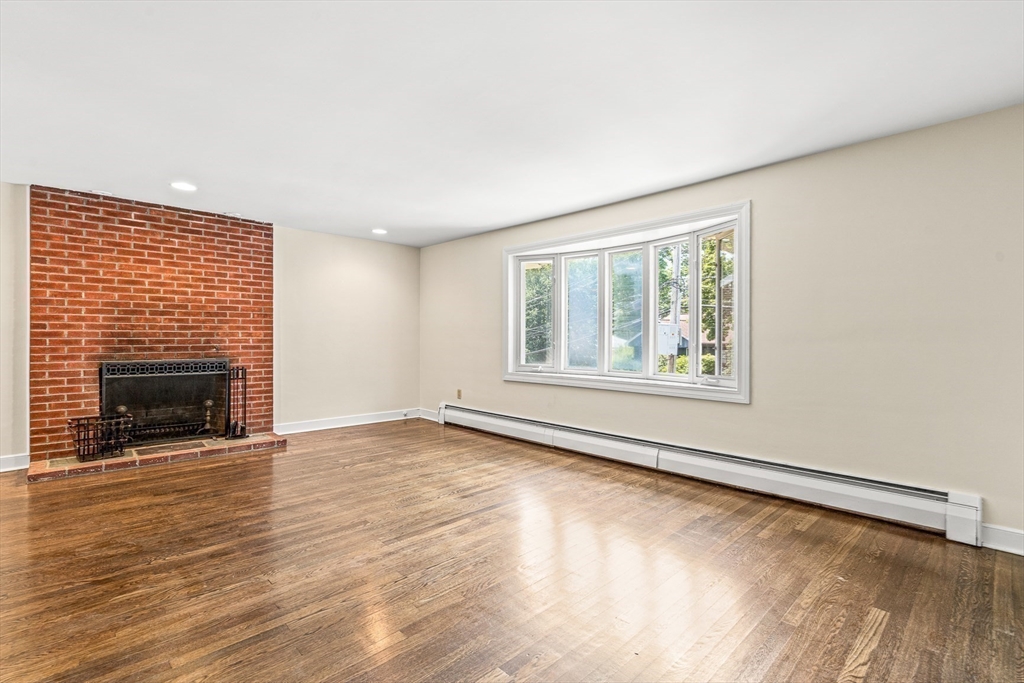 181 Moss Hill Rd, Jamaica Plain