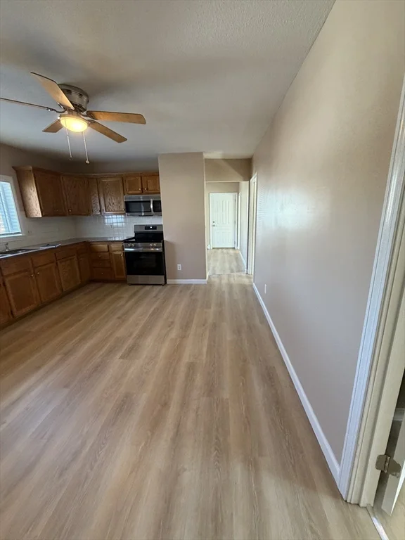 32 Pond St, South Attleboro