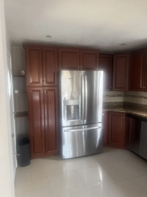 537 Park Ave, Revere