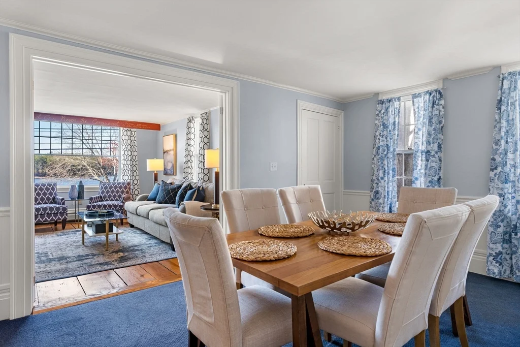 452 Main St, Amesbury