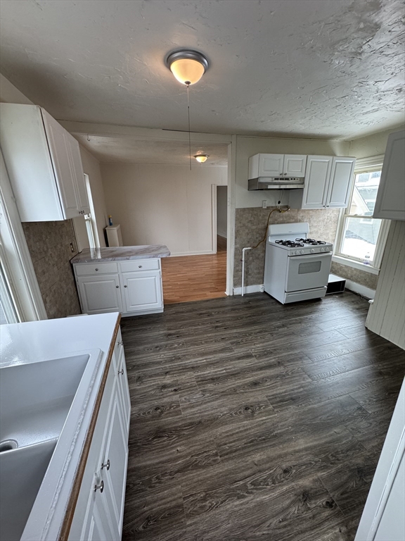 78 Birch St, Worcester