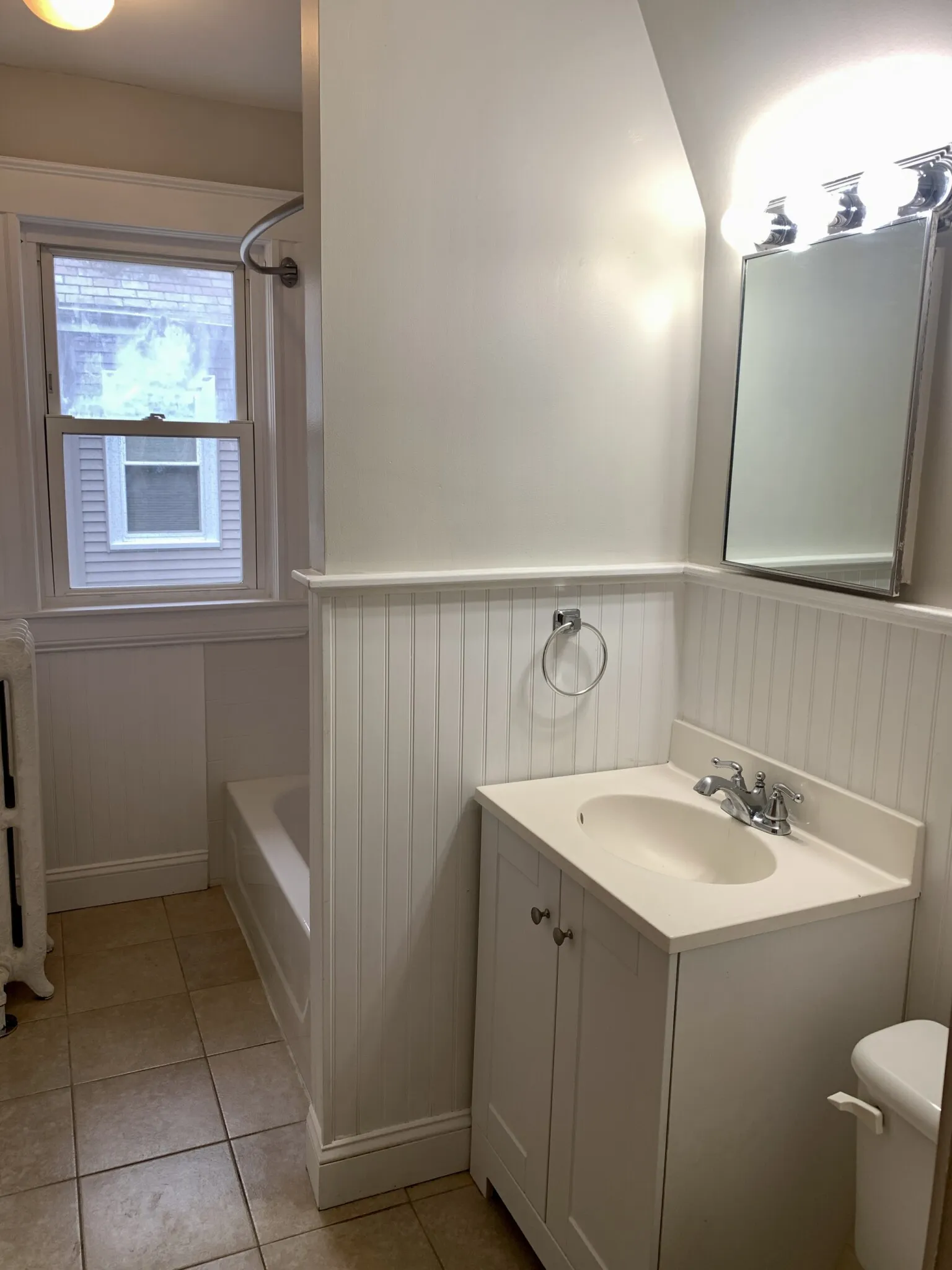 125 Manthorne Rd, West Roxbury