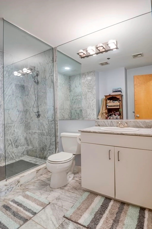 121 Beach St, Leather District