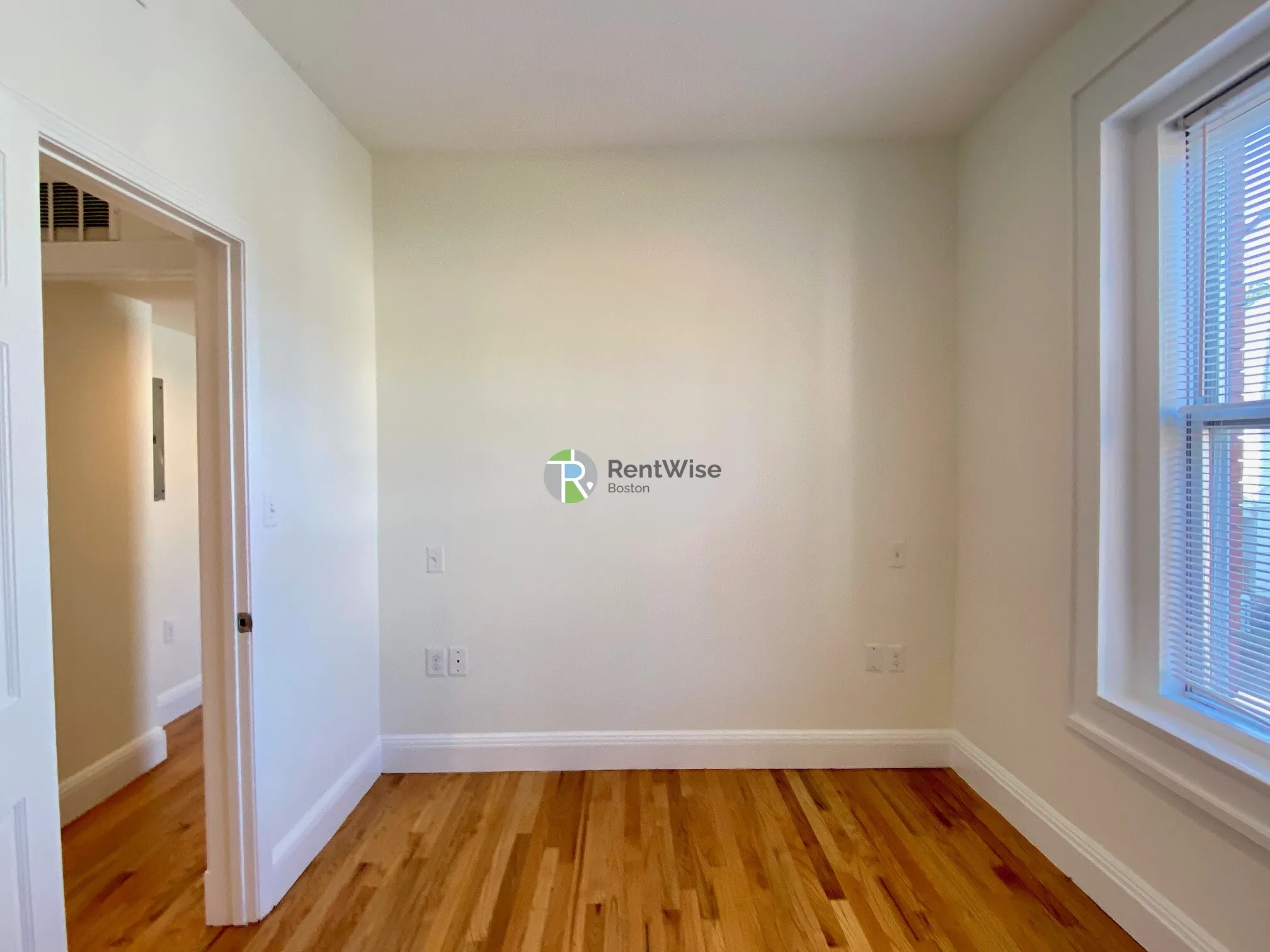 10 Brainerd Rd, Allston