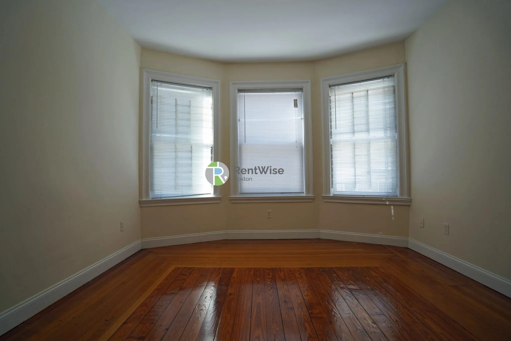 53 Ashford St, Allston