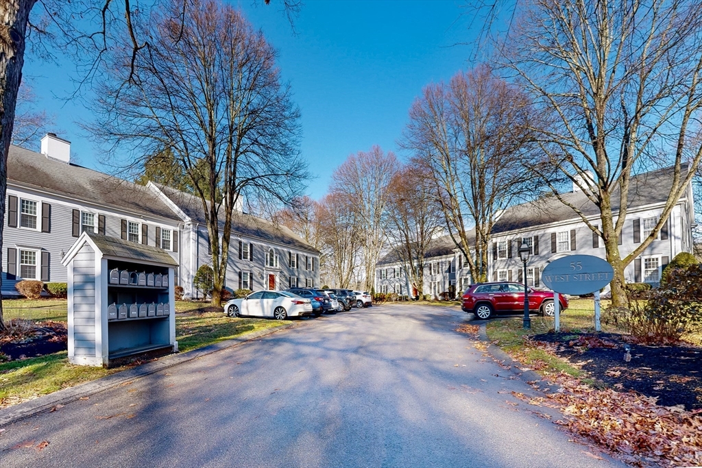 55 West St, Medfield