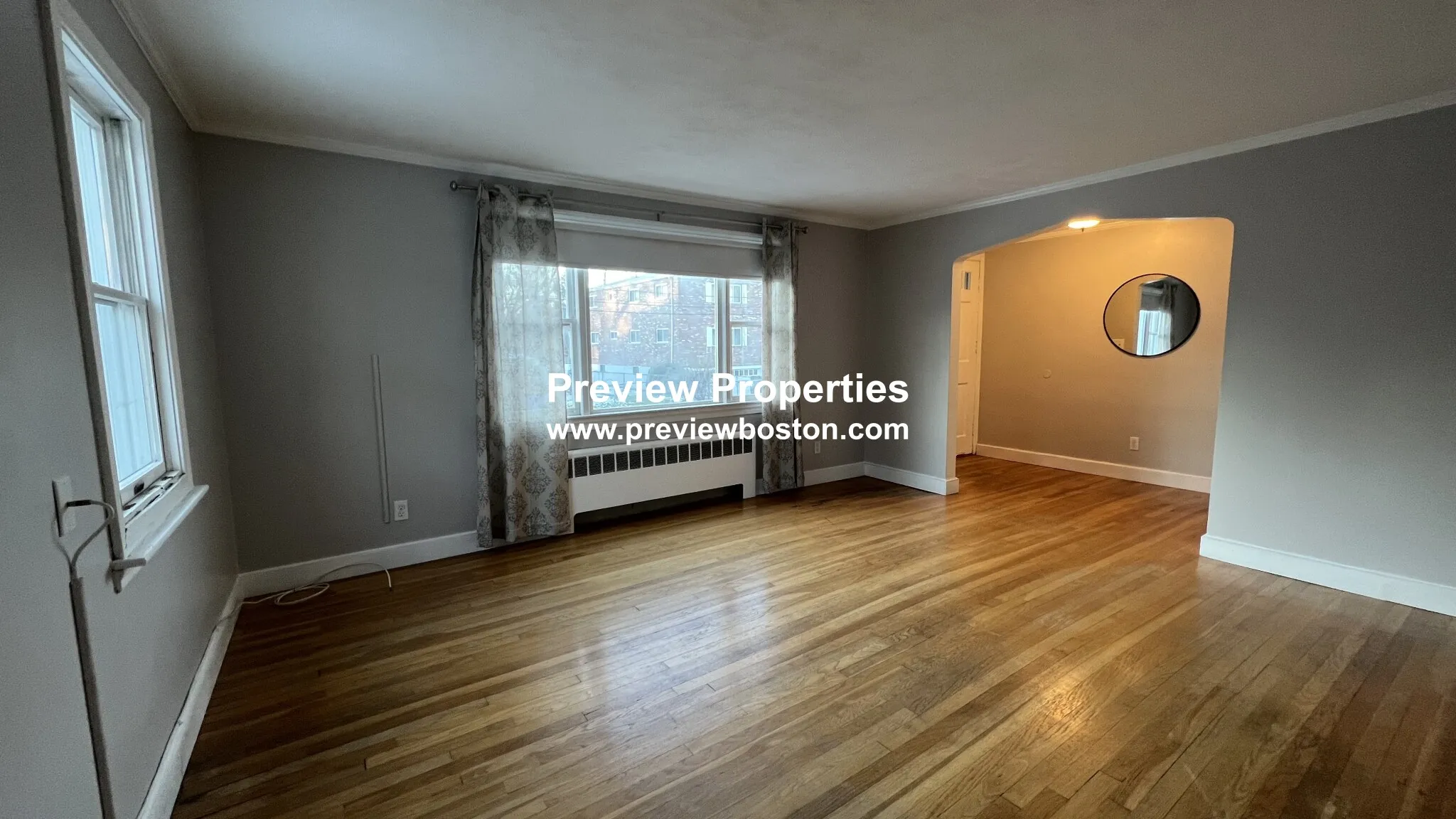 14 Caltha Rd, Oak Square