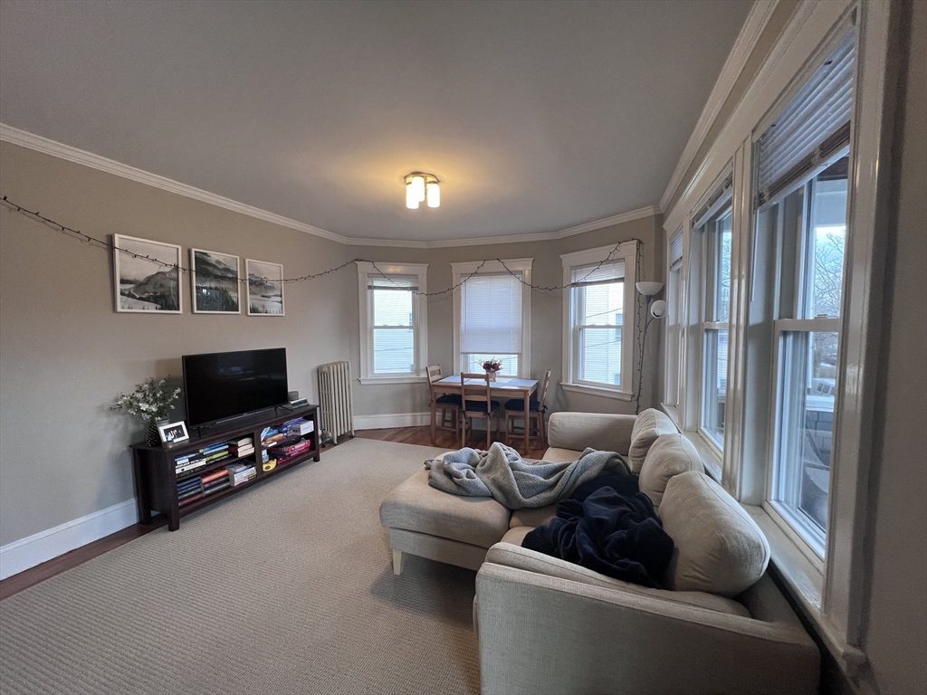 7 Roberts Rd, Harvard Square