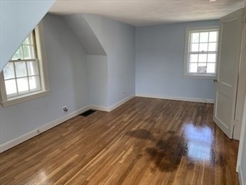 5 Eliot Rd, Needham Heights