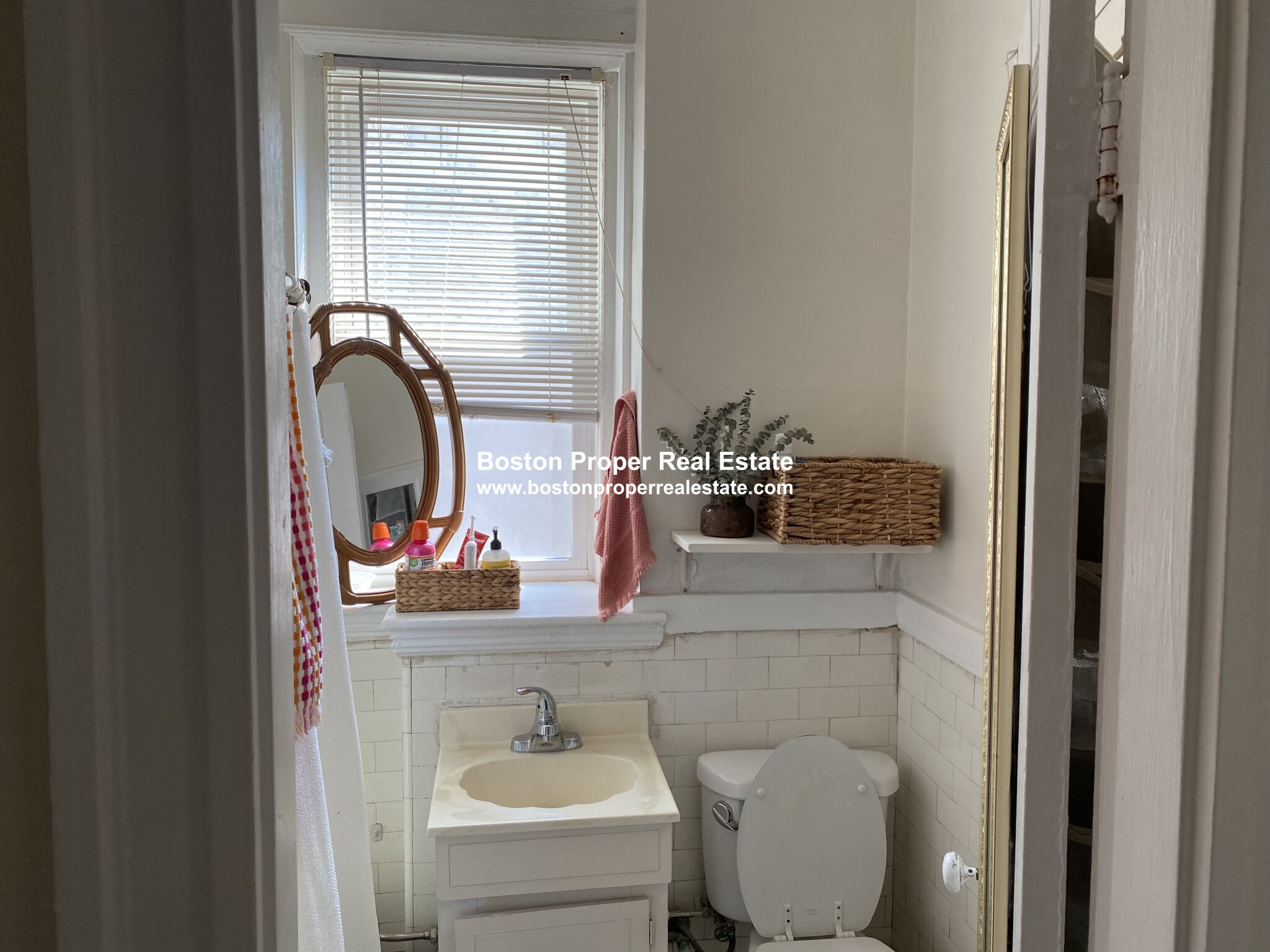 1840 Commonwealth Ave, Brighton