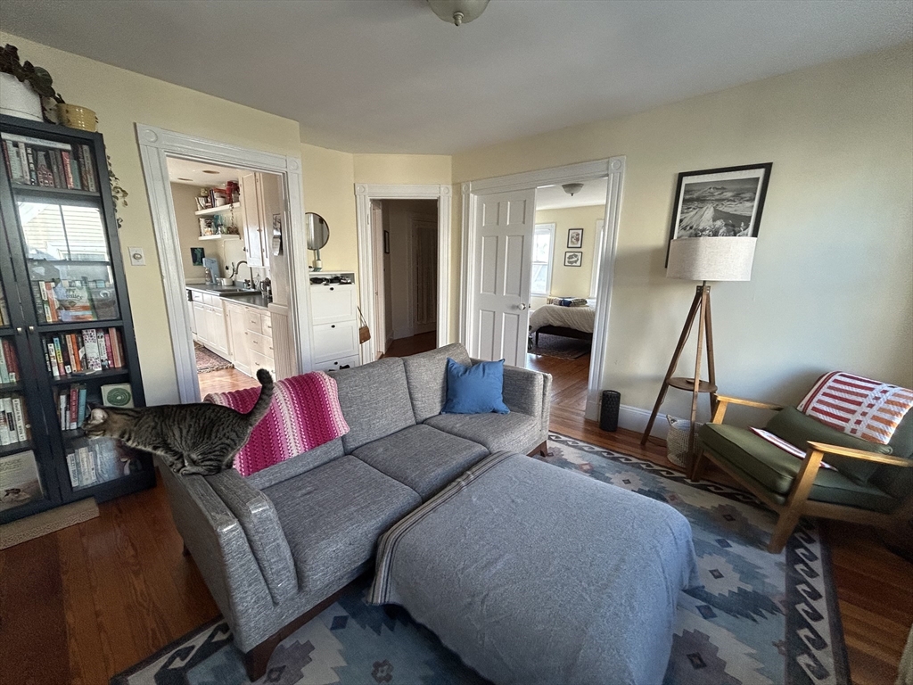 21 Pearson Ave, Somerville