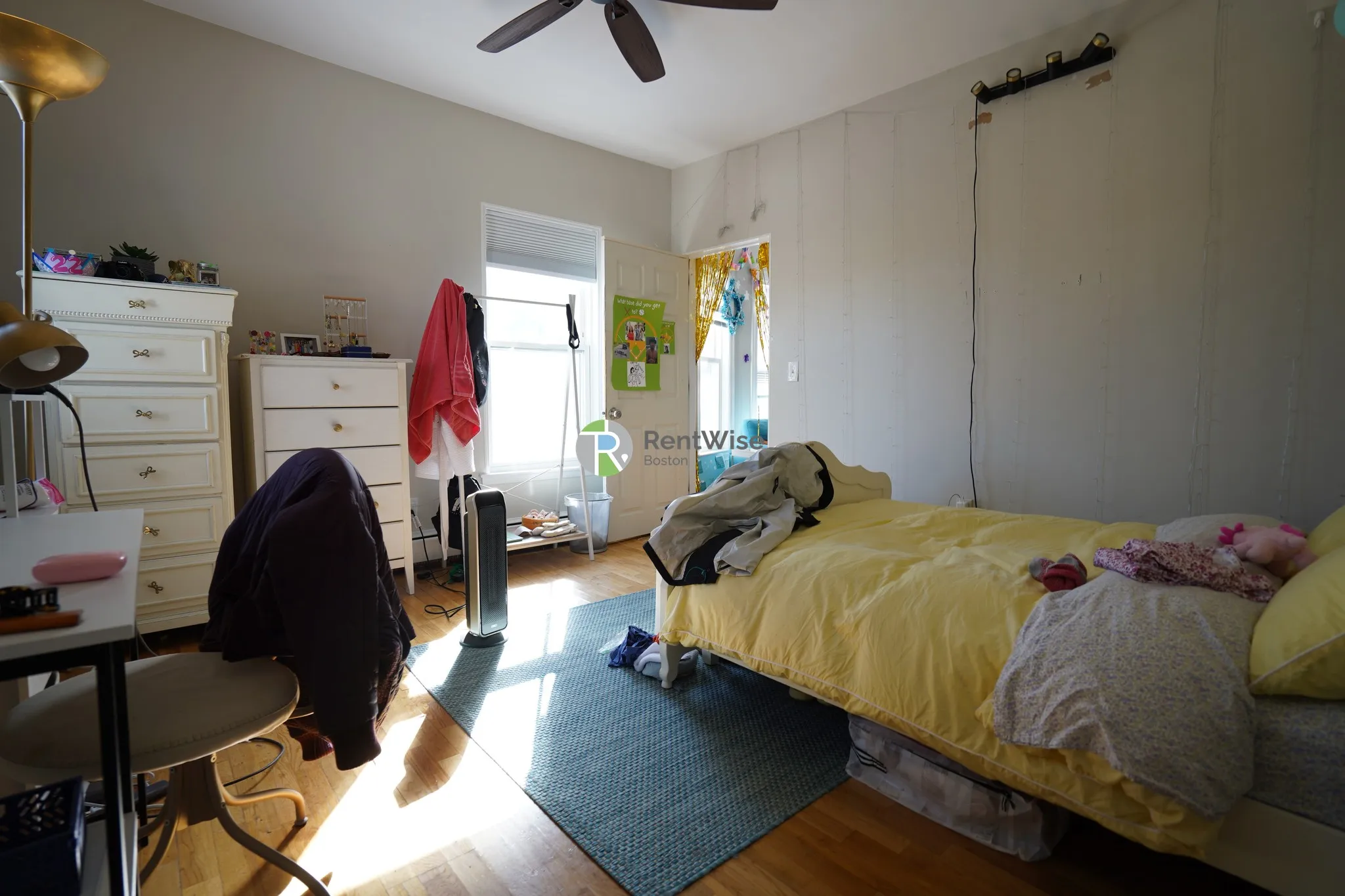 27 Emery St, Medford