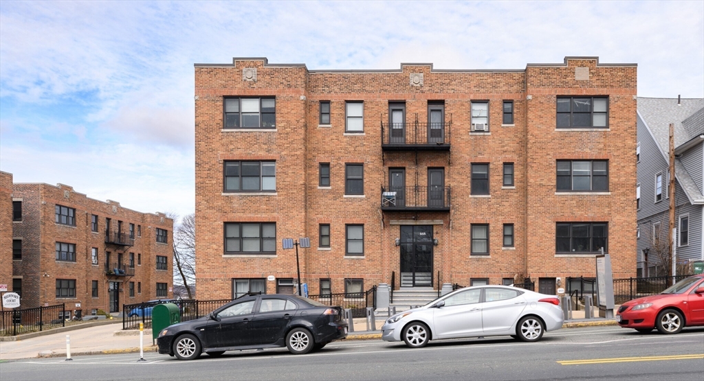 465 Broadway, Medford