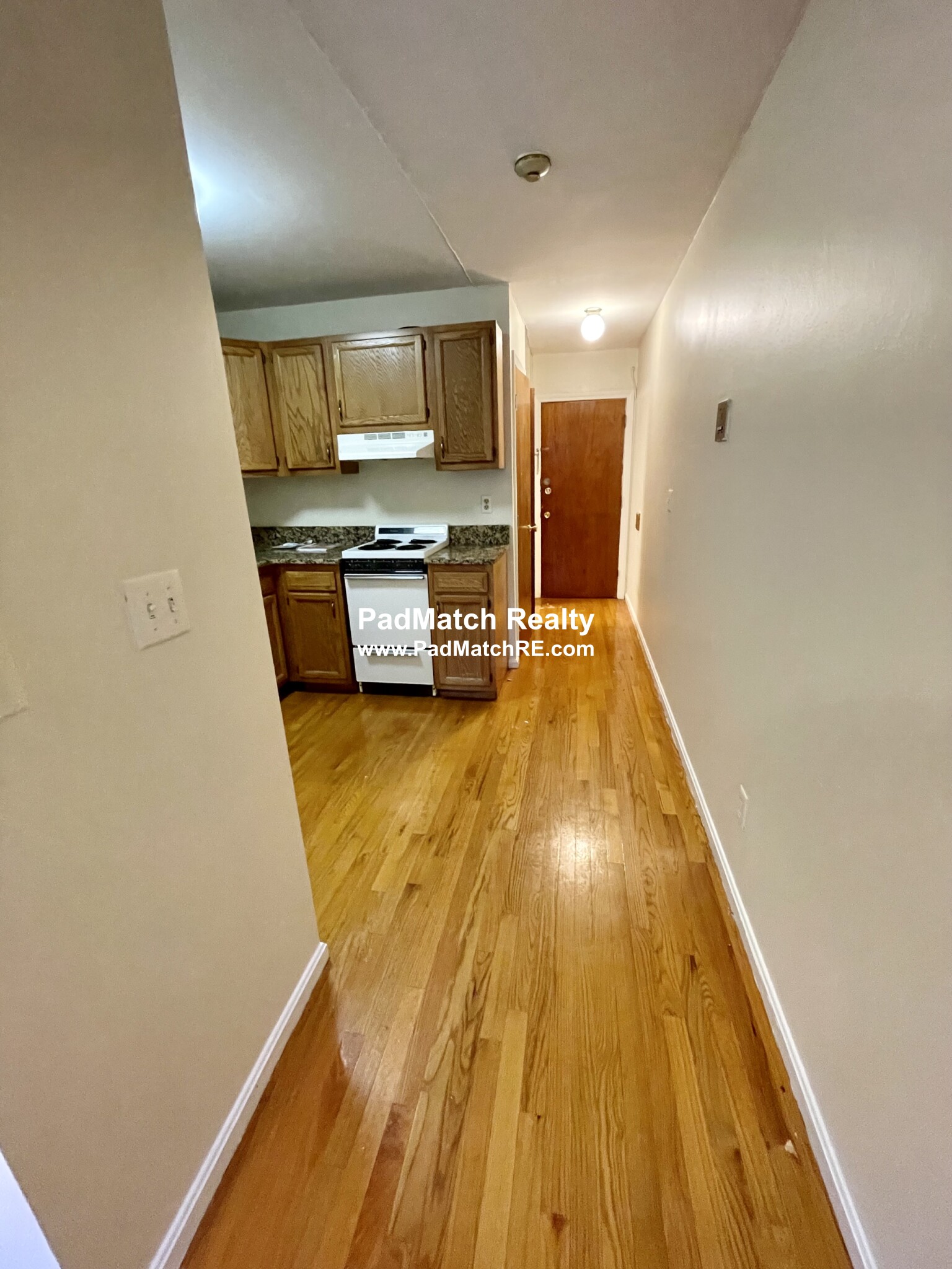 8 Wait St, Mission Hill