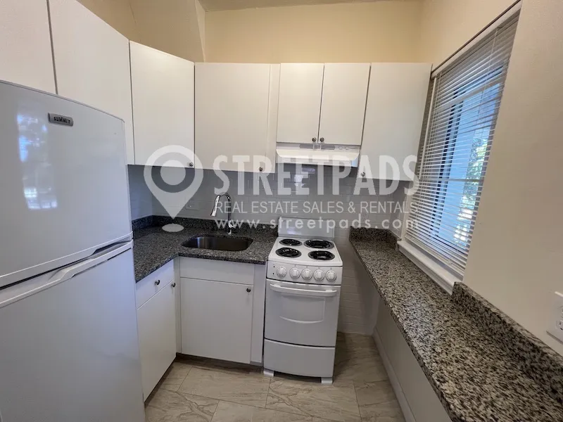 2018 Commonwealth Ave, Brighton