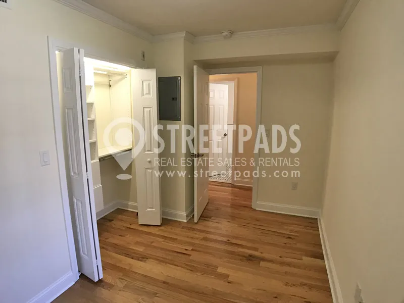 55 Langdon St, Neighborhood Nine