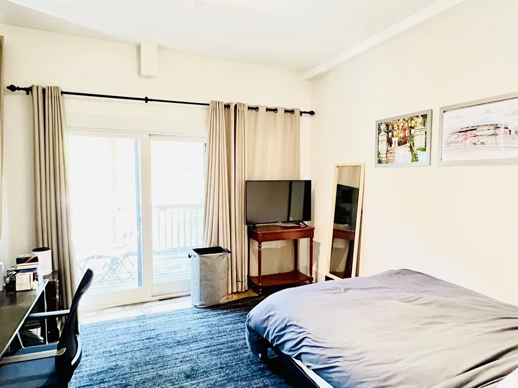 15 Boardman St, Central Square