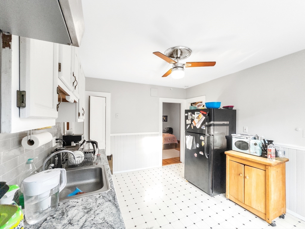 26 St Rose St, Jamaica Plain