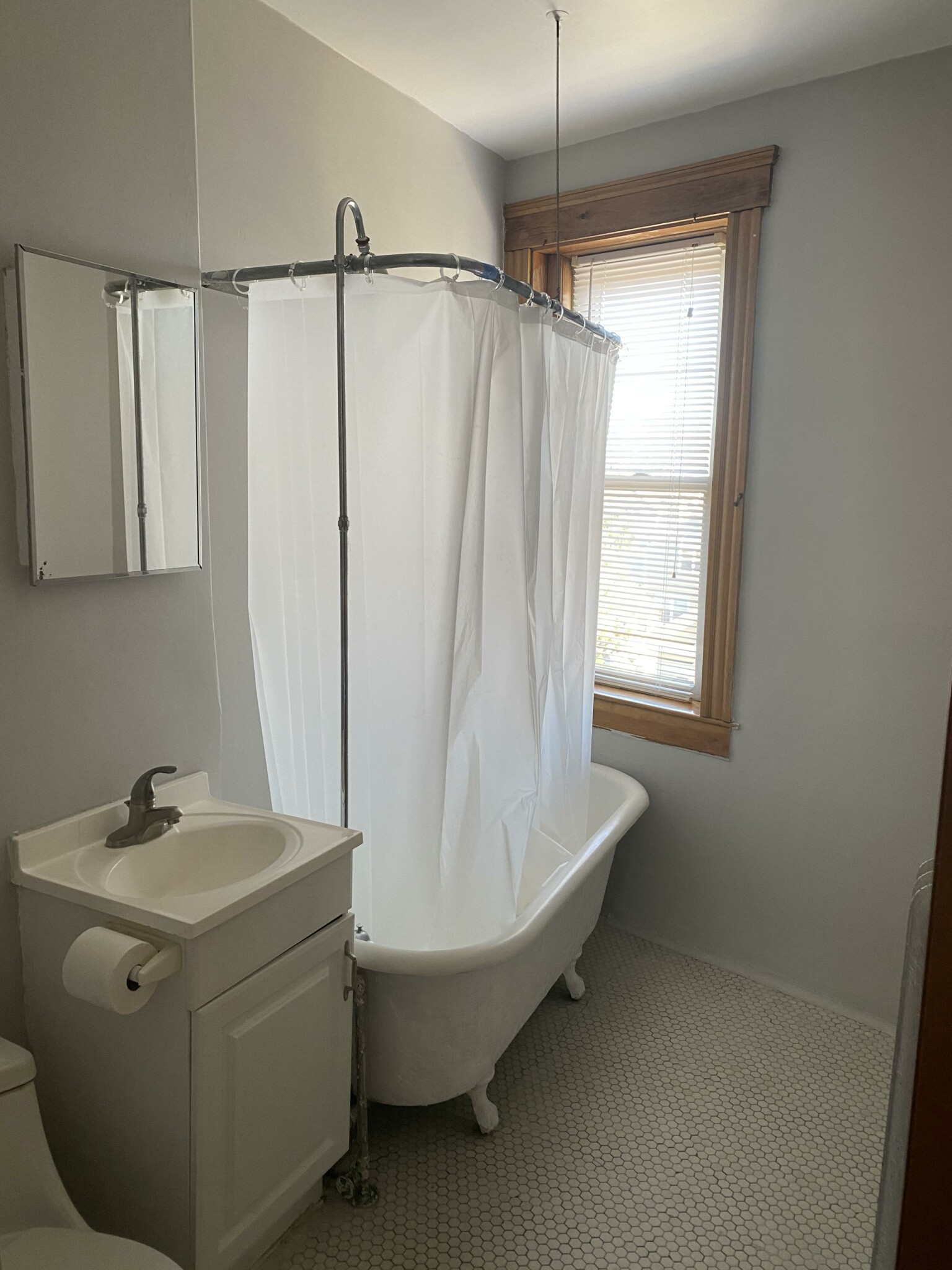 1 bed, 1 bath apartment for rent at 97 Hancock St Unit 7,, Mid Cambridge — photo 3 of 3