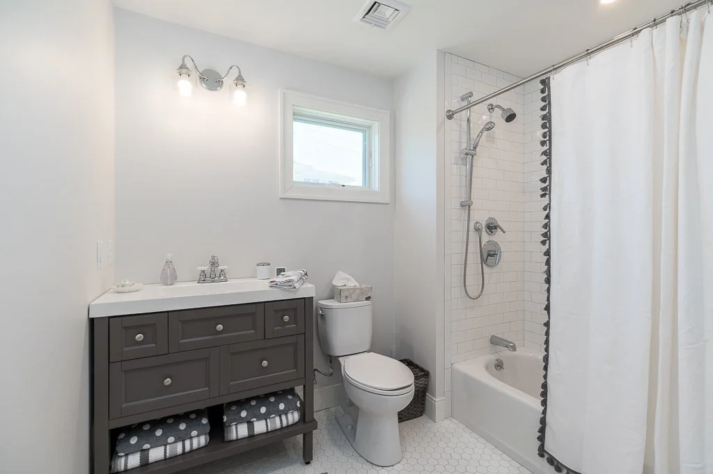 14 Sunset Point Rd, Lanesville