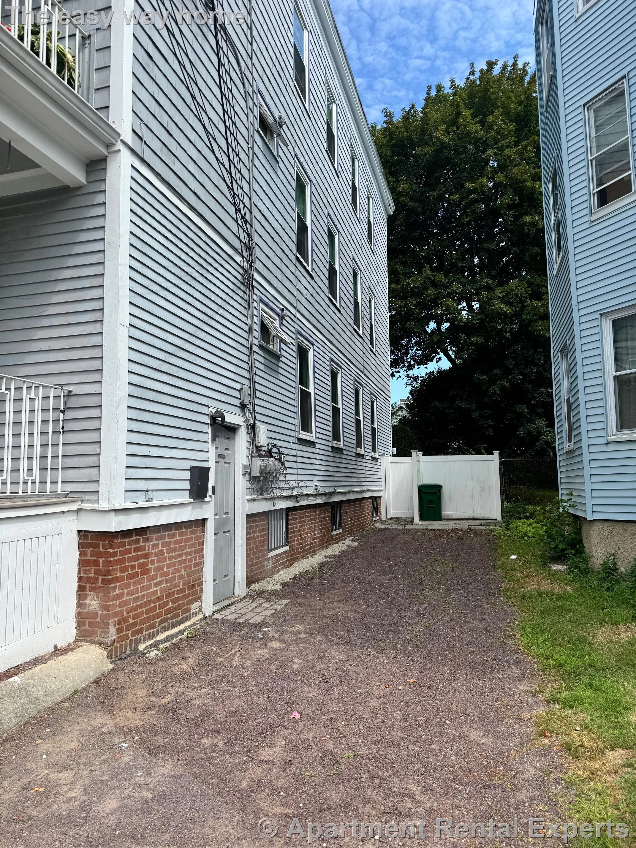 136 Sharon St, West Medford