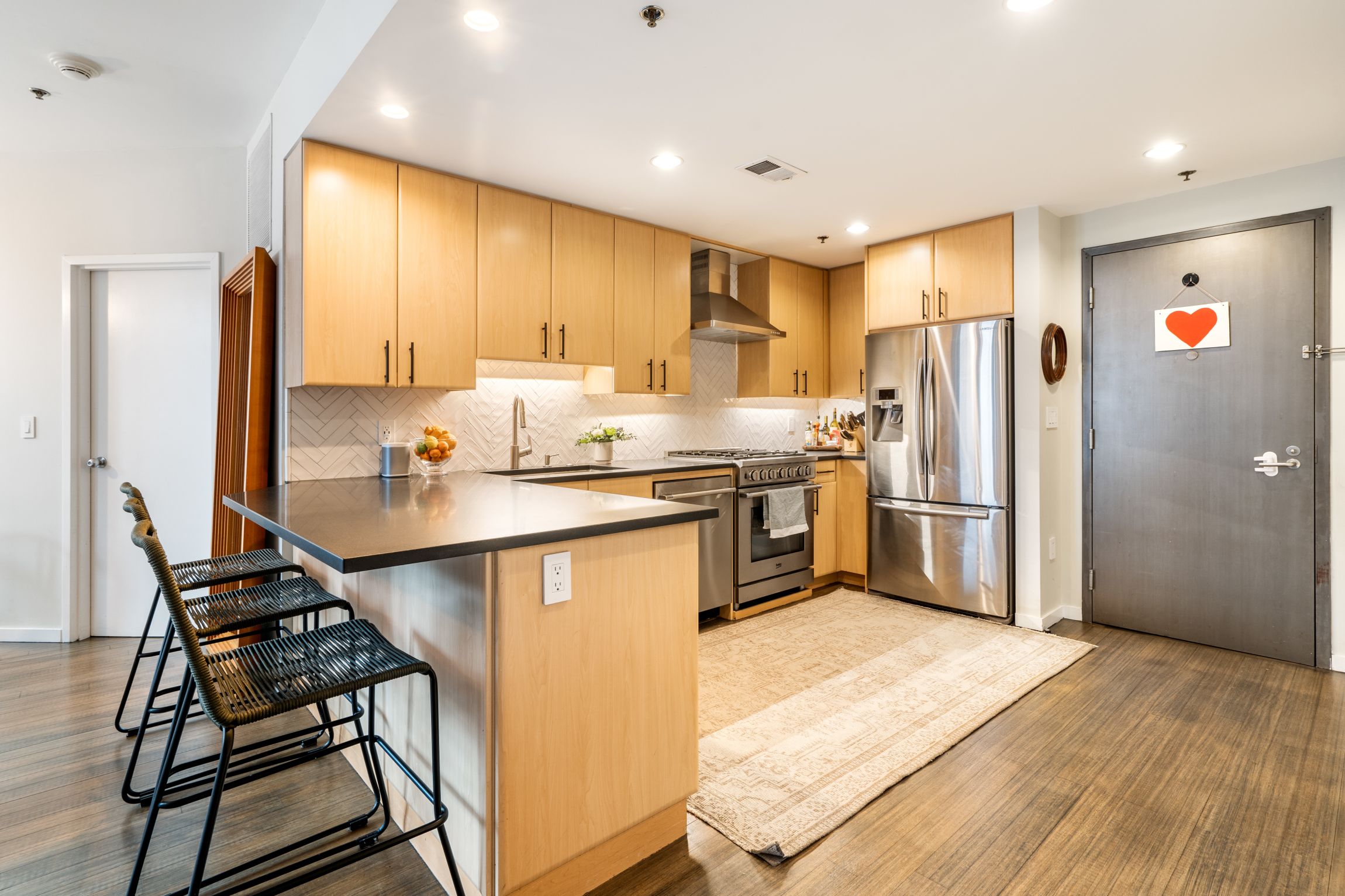 2 bed, 2 bath apartment for rent at 9 W Broadway Unit 525, South Boston — photo 8 of 31